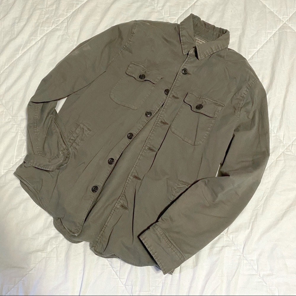 ABERCROMBIE & FITCH: Army Shacket